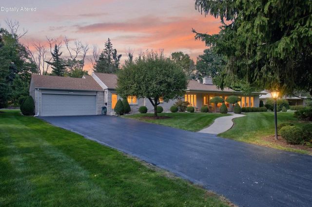6717 N Holly COURT, Fox Point, WI 53217