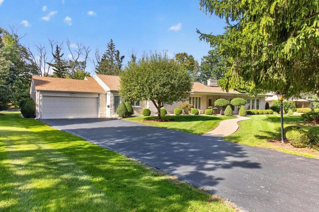 6717 N Holly COURT, Fox Point, WI 53217