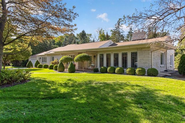 6717 N Holly COURT, Fox Point, WI 53217