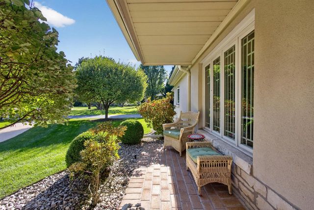 6717 N Holly COURT, Fox Point, WI 53217