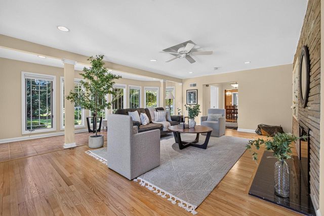 6717 N Holly COURT, Fox Point, WI 53217