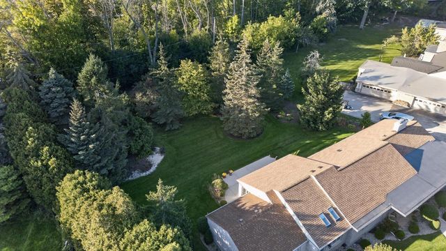 6717 N Holly COURT, Fox Point, WI 53217