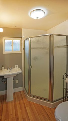 1719 W Locust St, Lodi, CA 95242