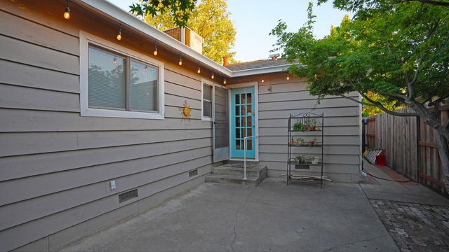 1719 W Locust St, Lodi, CA 95242