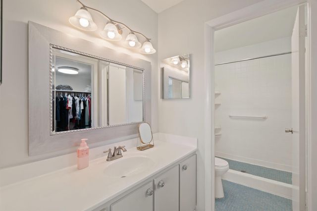 236 Castlewood Drive 301, North Palm Beach, FL 33408