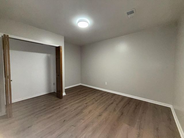 91 Fleetwood Drive N, Valparaiso, IN 46385