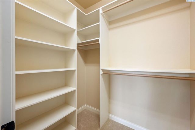 420 Sundance Drive, Richland, WA 99352