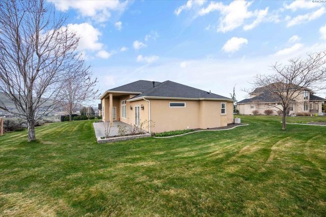 420 Sundance Drive, Richland, WA 99352