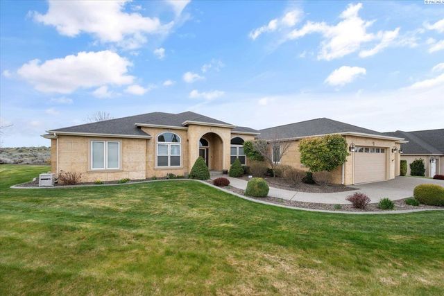 420 Sundance Drive, Richland, WA 99352