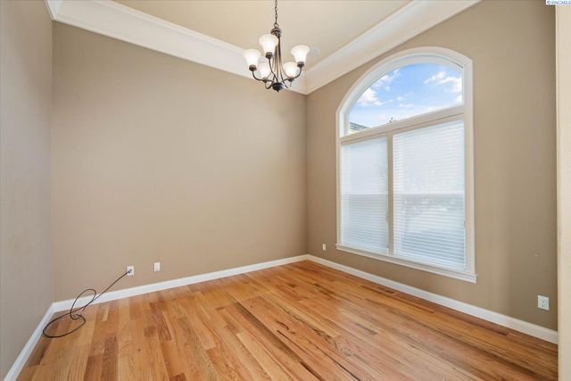 420 Sundance Drive, Richland, WA 99352