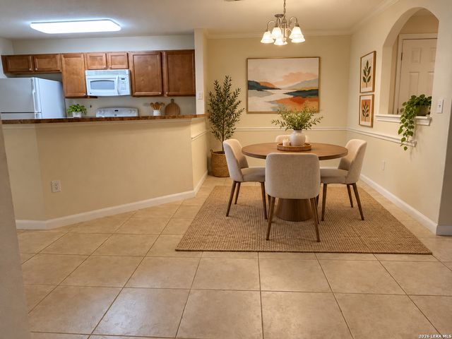 7323 Snowden Rd Apt 3105, San Antonio, TX 78240