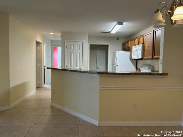 7323 Snowden Rd Apt 3105, San Antonio, TX 78240