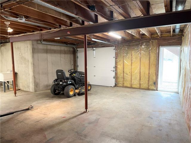 14997 W 155th Terrace, Olathe, KS 66062