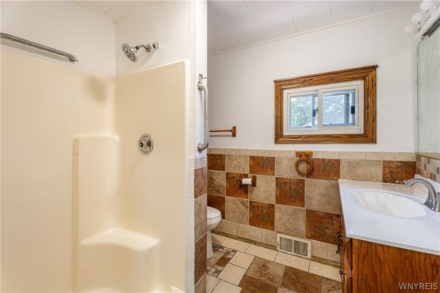3659 Genesee Street, Cheektowaga, NY 14225