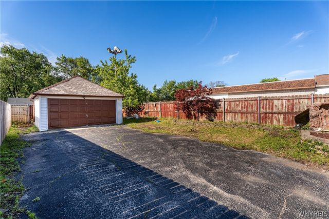 3659 Genesee Street, Cheektowaga, NY 14225