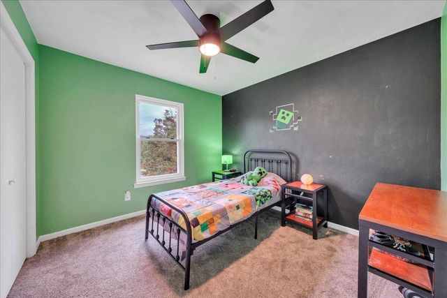 8141 Ashton LN, Roanoke, VA 24019