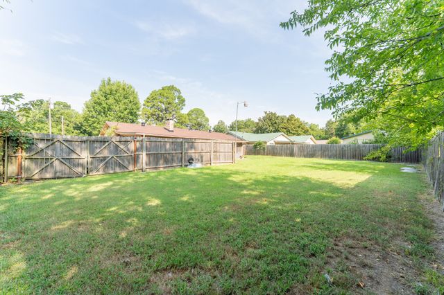 1104 Bowie Street, Sulphur Springs, TX 75482