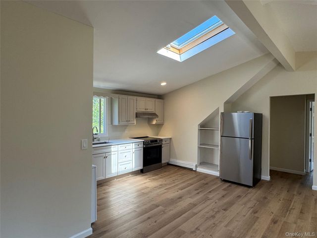 1 Towne Court, Melville, NY 11747