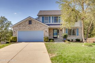 10800 Silvermoon Ct, Louisville, KY 40241