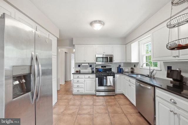 26135 VIEWLAND DR, Damascus, MD 20872