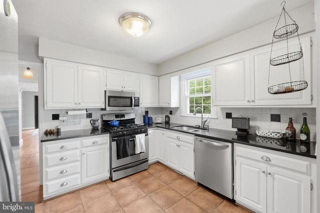 26135 VIEWLAND DR, Damascus, MD 20872