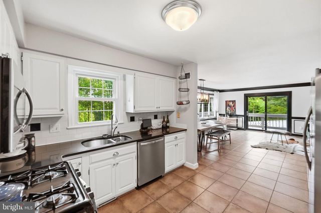 26135 VIEWLAND DR, Damascus, MD 20872