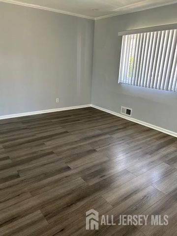 20 Stephen Street, Sayreville, NJ 08879