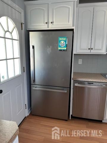 20 Stephen Street, Sayreville, NJ 08879