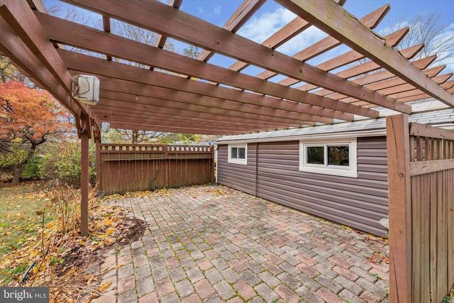 104 LYNBROOK RD, Paoli, PA 19301