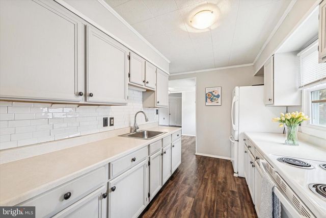 104 LYNBROOK RD, Paoli, PA 19301