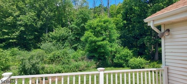 37 Fairview Ave, Hamburg Boro, NJ 07419