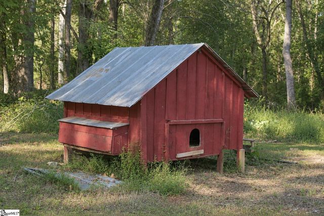 636 Highway 17, Piedmont, SC 29673