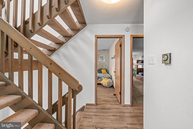5 W 40TH ST, Long Beach, NJ 08008