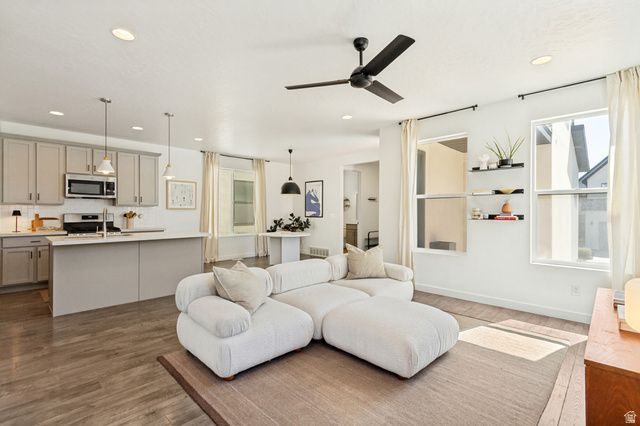 2413 N GOTLAND WAY, Lehi, UT 84043