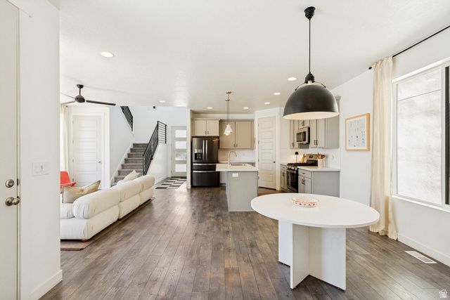 2413 N GOTLAND WAY, Lehi, UT 84043
