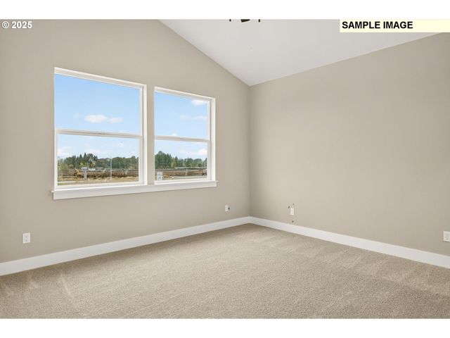 1780 Ne Aella Ave 10, Estacada, OR 97023