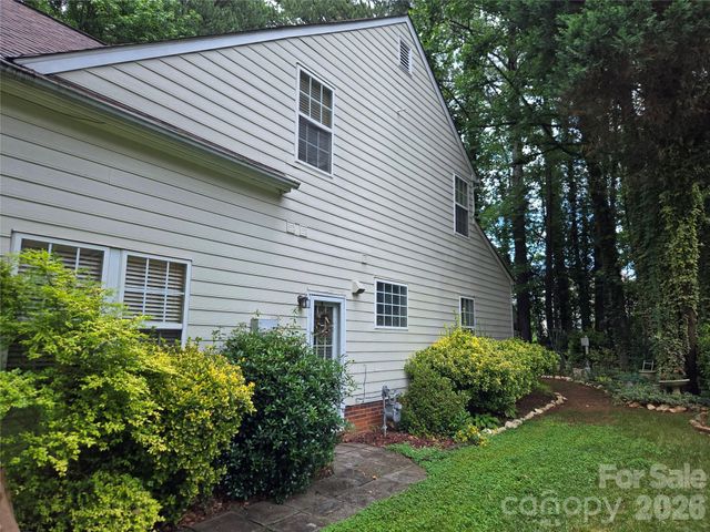 6313 Lily Pad Court, Charlotte, NC 28262