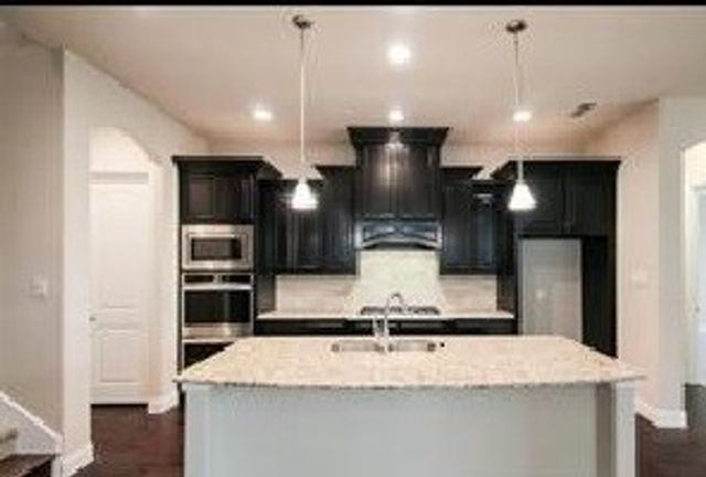 5612 Amphora Avenue, Mckinney, TX 75070