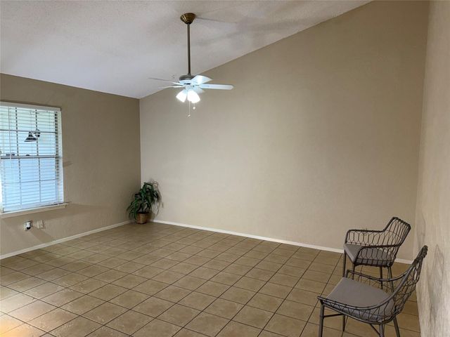 7706 Brodie LN A, Austin, TX 78745