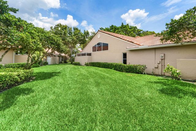 2201 HEATHER RUN Terrace, Palm Beach Gardens, FL 33418