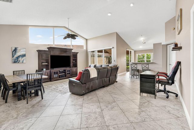 2201 HEATHER RUN Terrace, Palm Beach Gardens, FL 33418