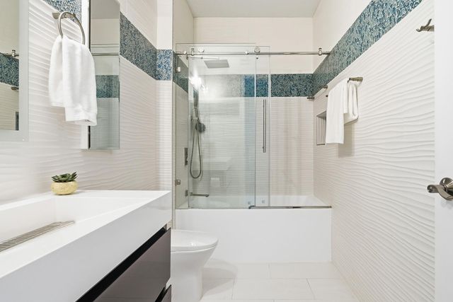 750 Millbrae Court 4, West Palm Beach, FL 33401