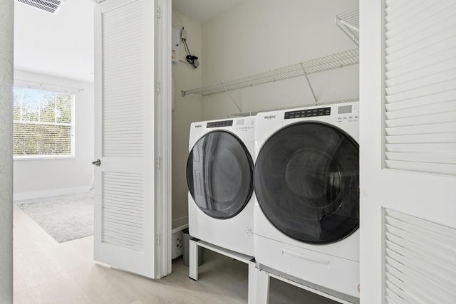 750 Millbrae Court 4, West Palm Beach, FL 33401