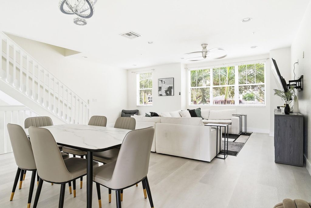 750 Millbrae Court 4, West Palm Beach, FL 33401