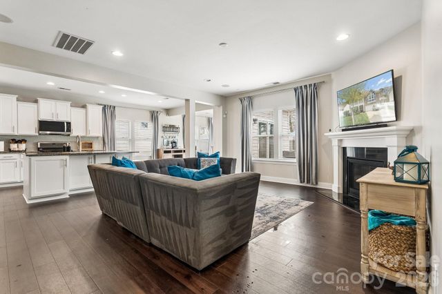 109 Avalon Reserve Drive, Mooresville, NC 28115