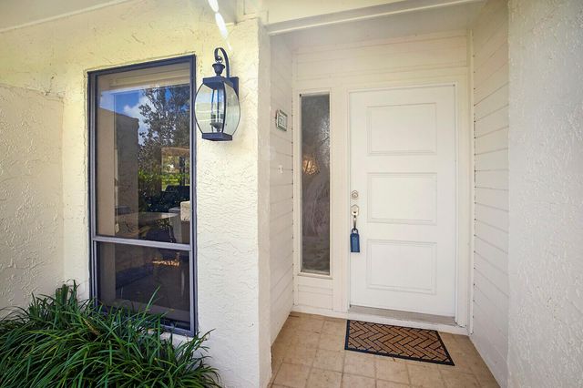5611 SE Foxcross Place 5611, Stuart, FL 34997