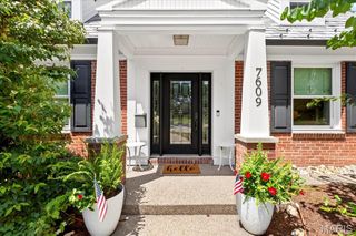 7609 Carswold Drive, Clayton, MO 63105