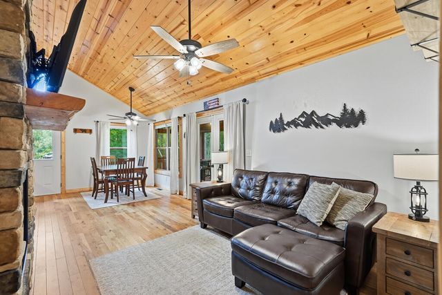 40 Lynae Lane, Murphy, NC 28906