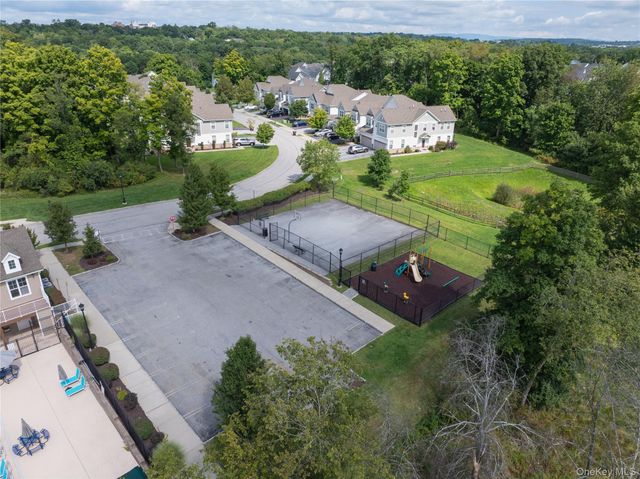 34 Field Stone Drive, Middletown, NY 10940