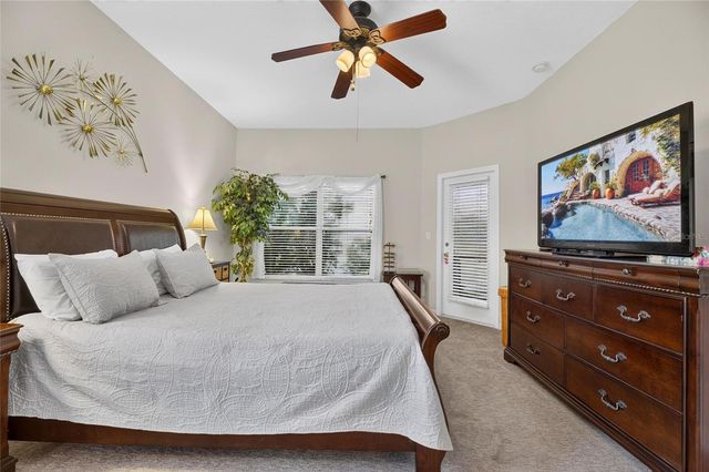 1724 MIRA LAGO CIRCLE, Ruskin, FL 33570